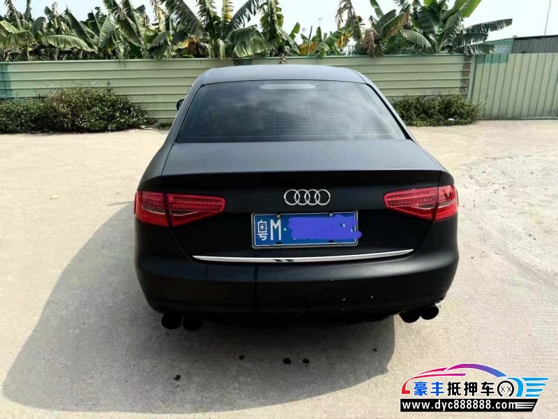 13年奥迪A4L轿车抵押车出售