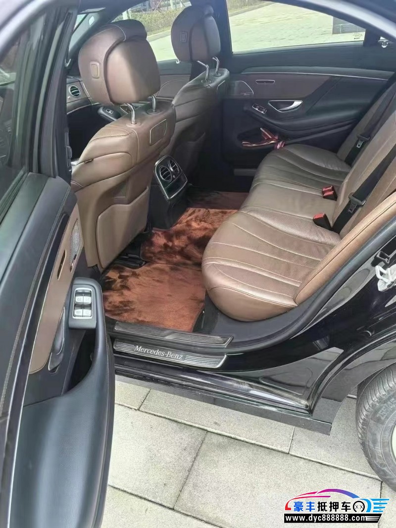 18年奔驰S轿车抵押车出售
