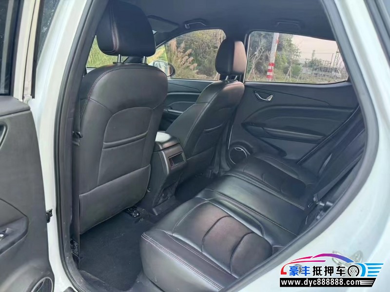 21年东风风光500轿车抵押车出售