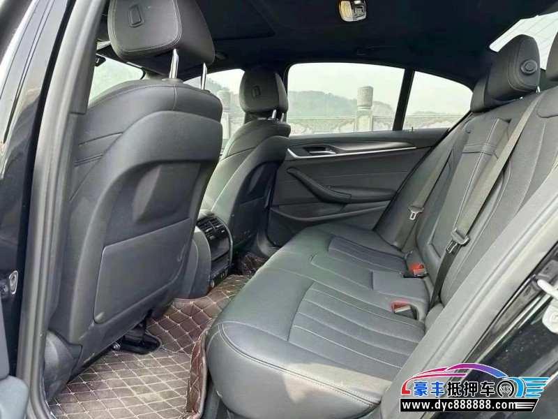 20年宝马5系轿车抵押车出售