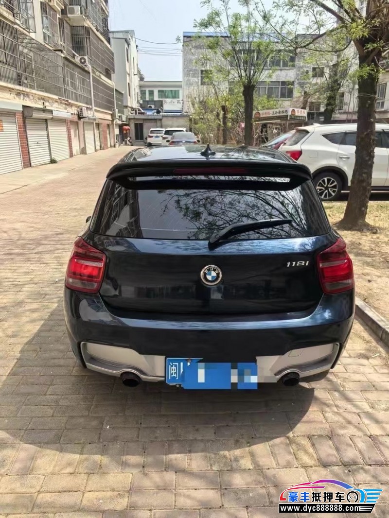 12年宝马1系轿车抵押车出售