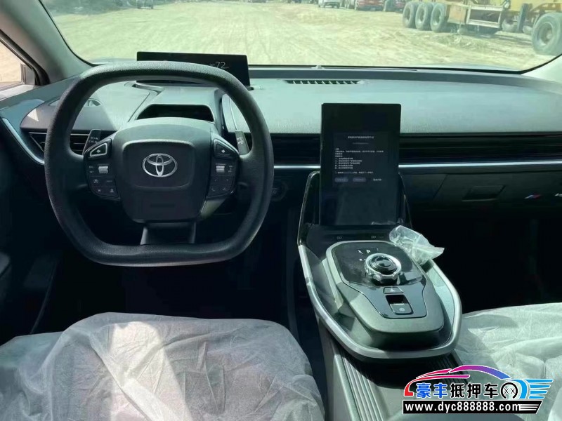 24年丰田BZ3轿车抵押车出售