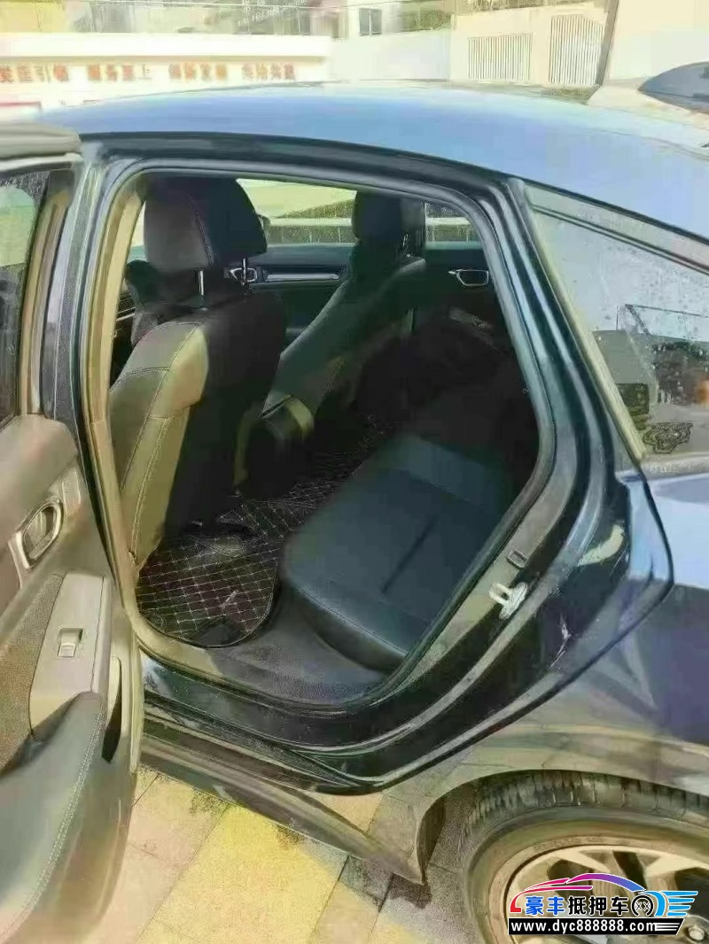 24年本田思域轿车抵押车出售