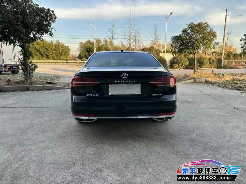 21年大众辉昂轿车抵押车出售