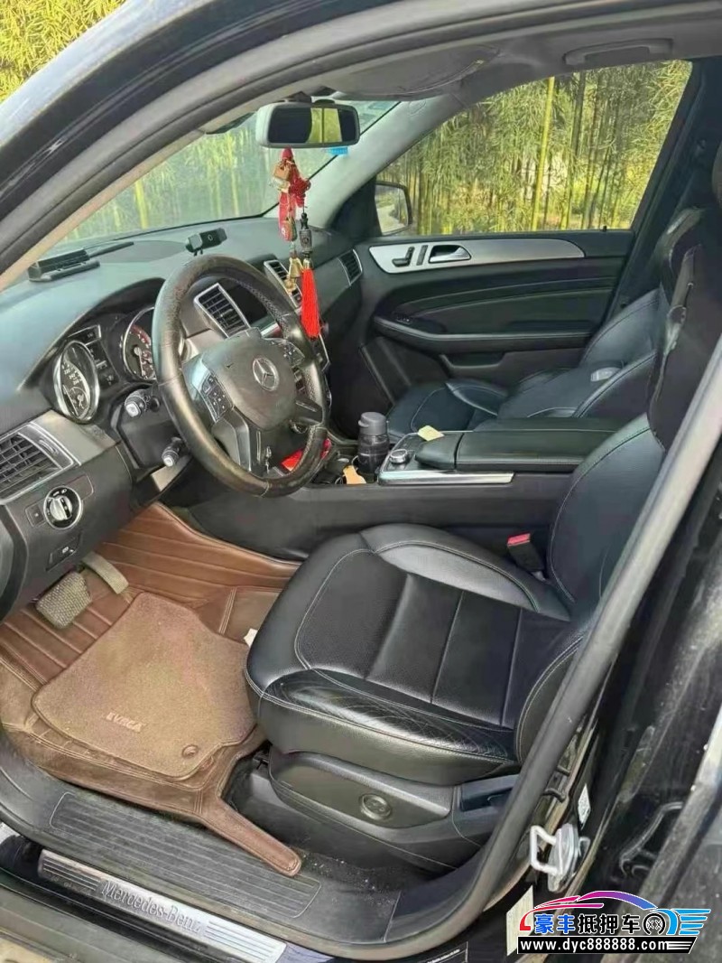 15年奔驰ML轿车抵押车出售