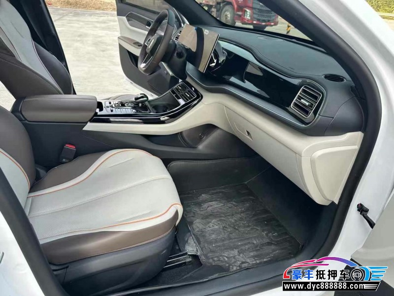 24年比亚迪秦轿车抵押车出售