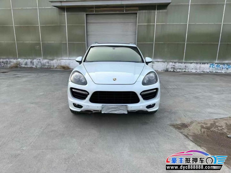 14年保时捷Cayenne轿车抵押车出售