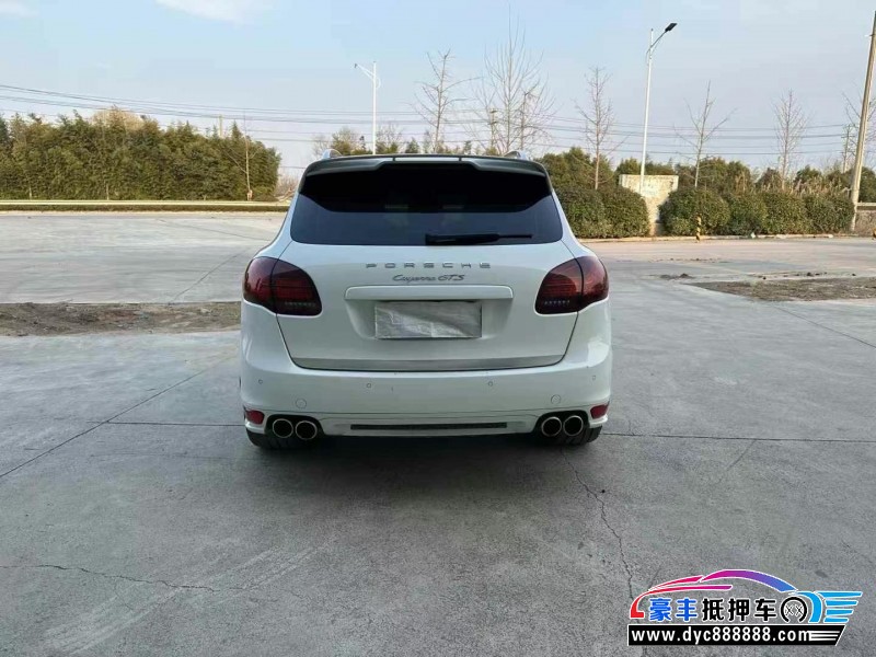 14年保时捷Cayenne轿车抵押车出售