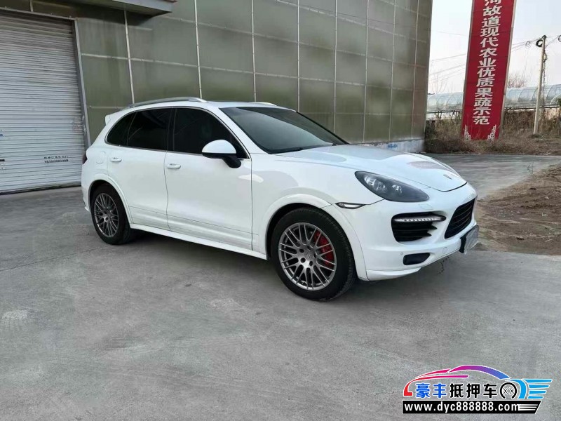 14年保时捷Cayenne轿车抵押车出售