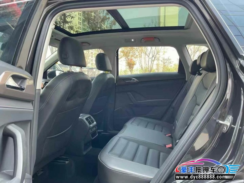 22年大众途岳轿车抵押车出售