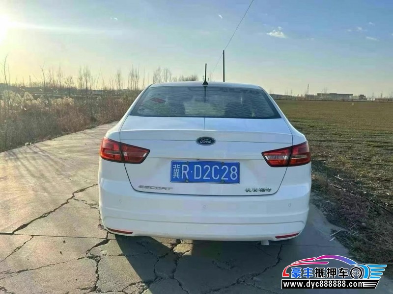 18年福特福睿斯轿车抵押车出售