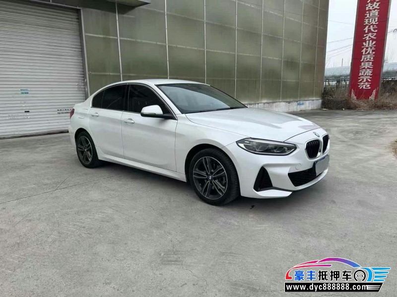 22年宝马1系轿车抵押车出售