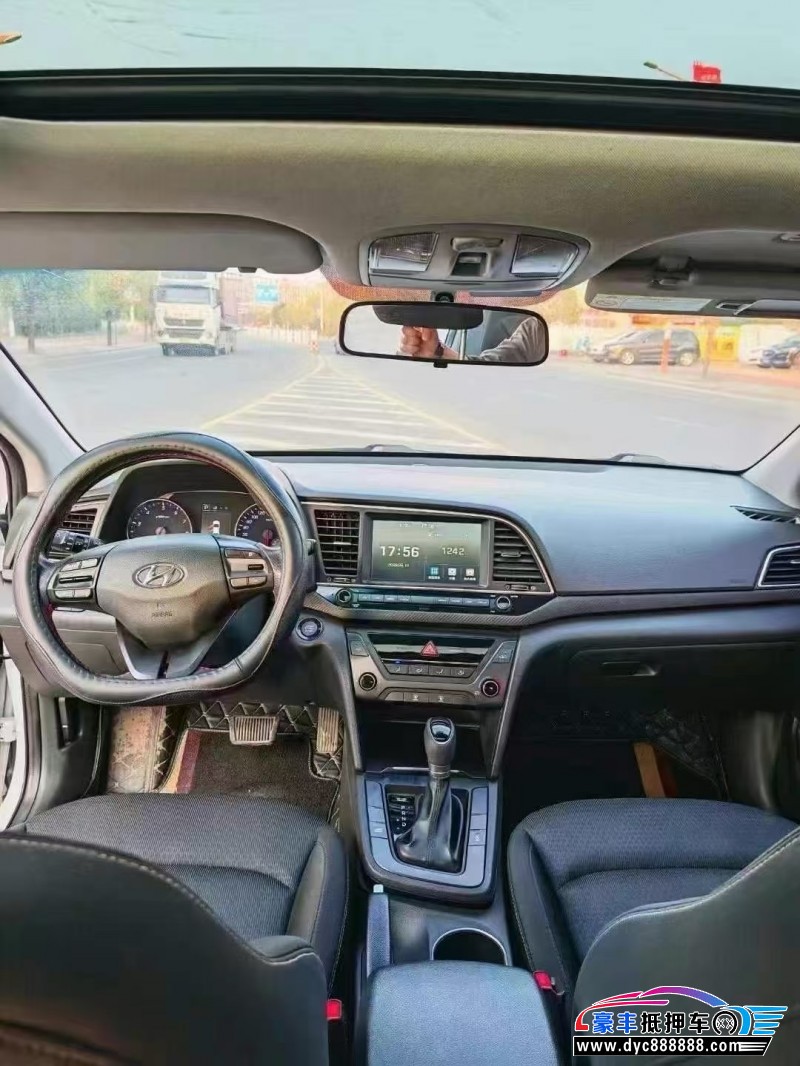 19年现代领动轿车抵押车出售