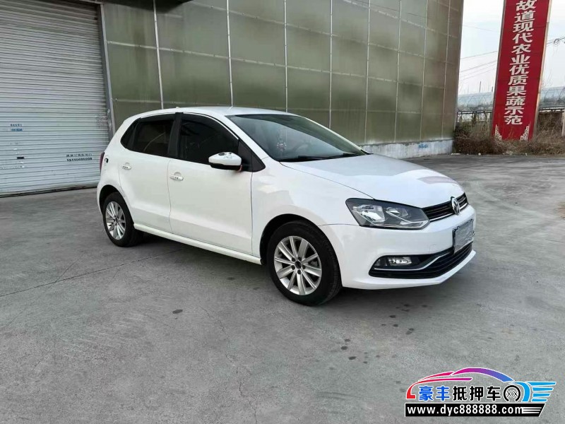 15年大众polo轿车抵押车出售