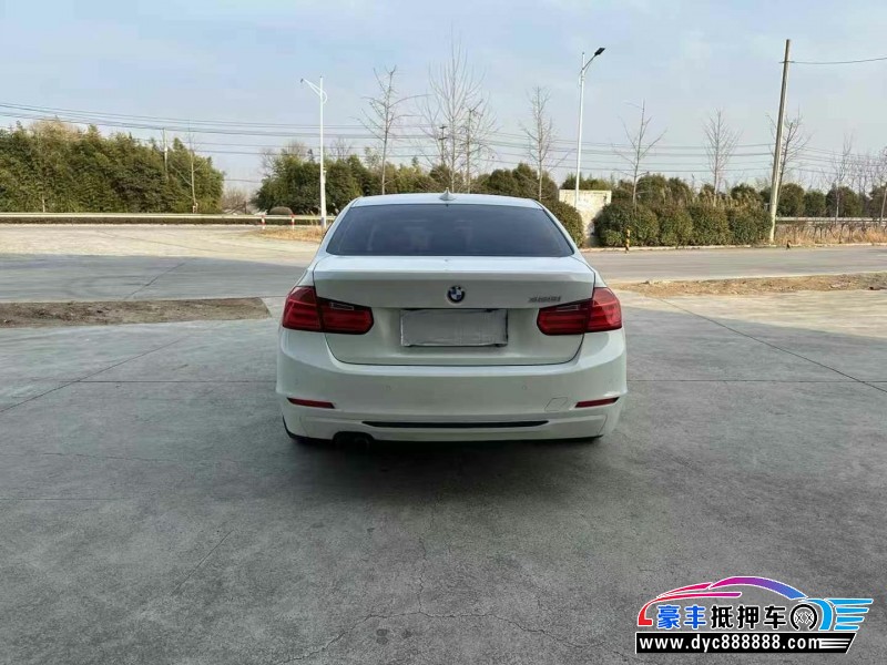 13年宝马3系轿车抵押车出售