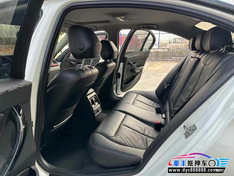 13年宝马3系轿车抵押车出售