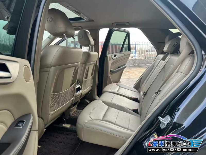 14年奔驰ML轿车抵押车出售