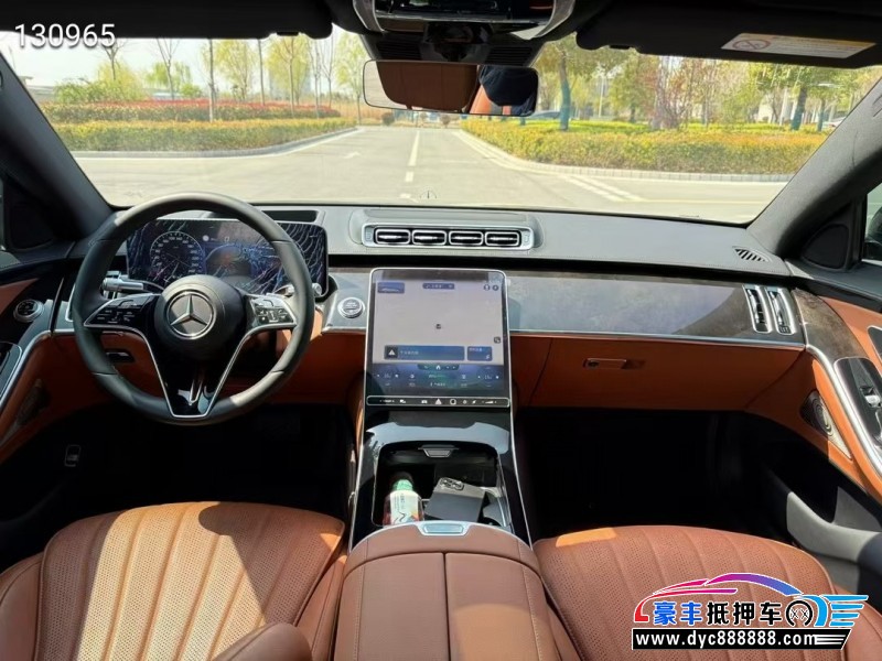 22年奔驰S轿车抵押车出售