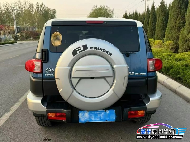 12年丰田FJ 酷路泽轿车抵押车出售
