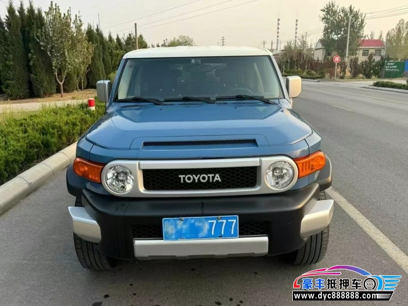 12年丰田FJ 酷路泽轿车抵押车出售