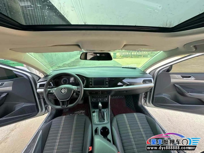 19年大众朗逸轿车抵押车出售