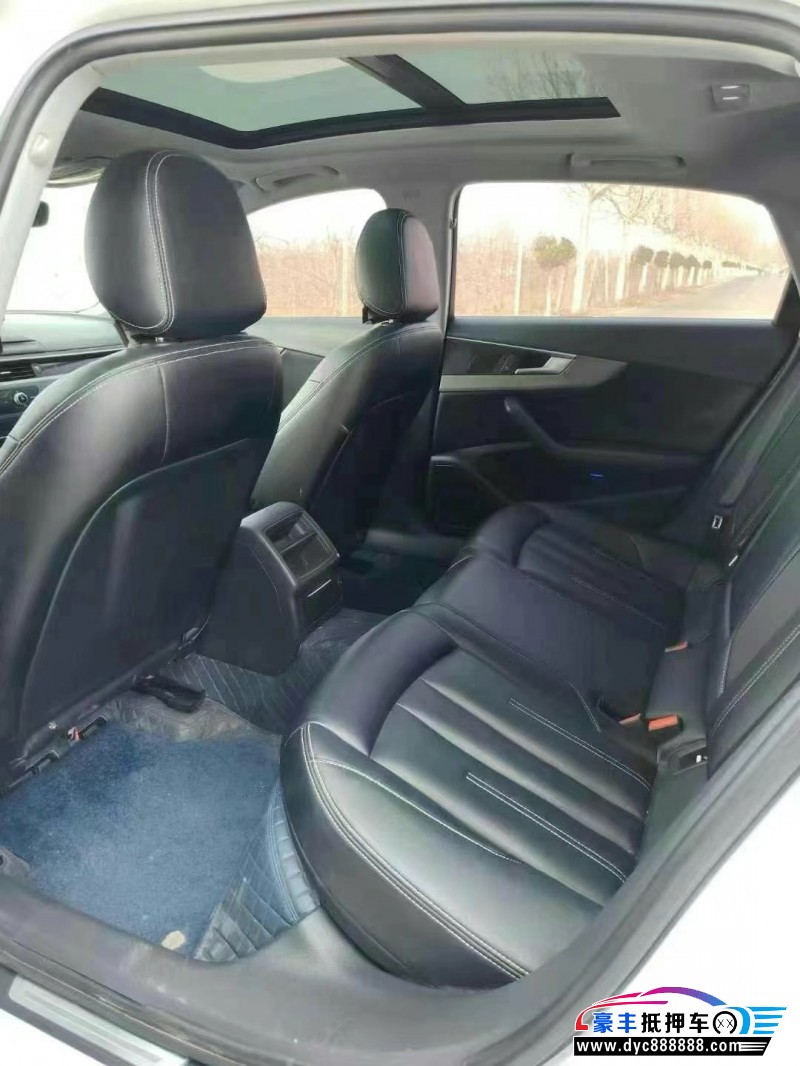 20年奥迪A4L轿车抵押车出售