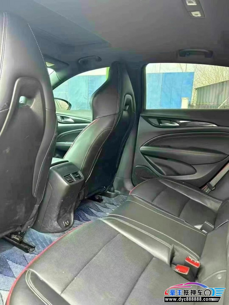 21年别克君威轿车抵押车出售