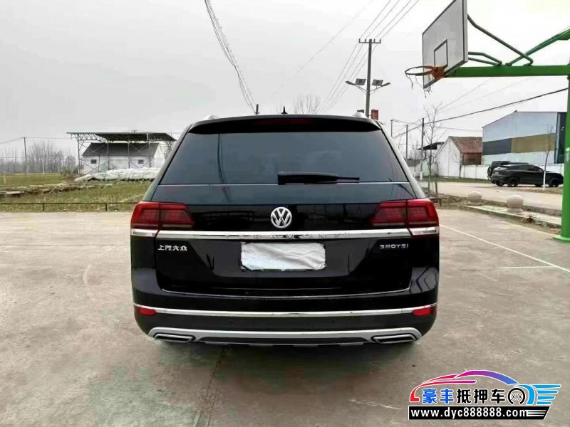 18年大众途昂轿车抵押车出售