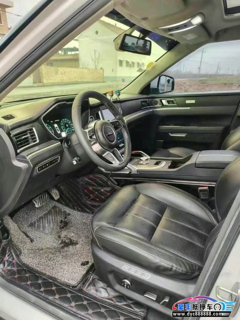 17年众泰T700轿车抵押车出售