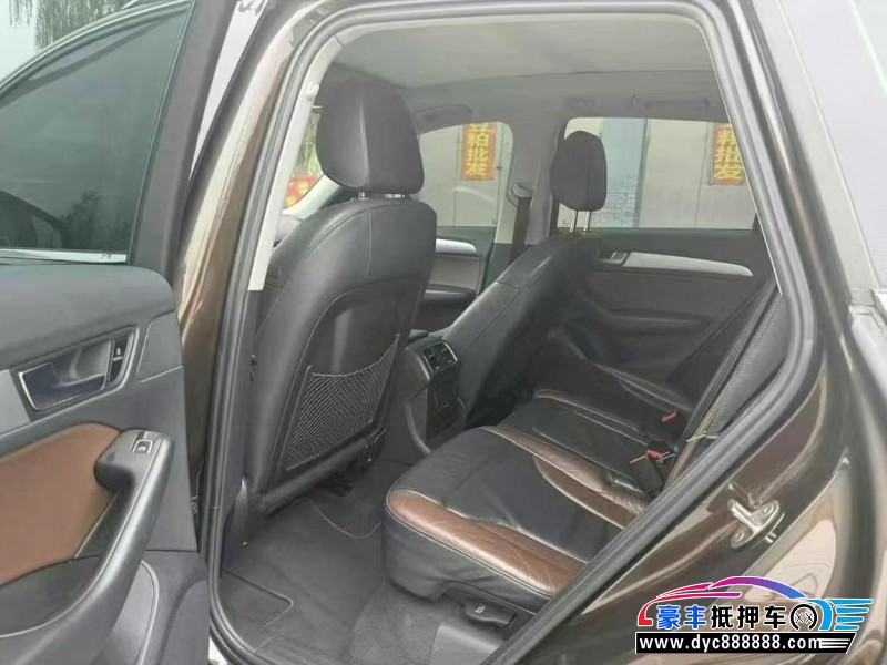 17年奥迪Q5轿车抵押车出售