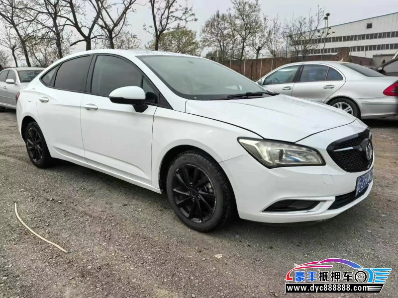 17年别克威朗轿车抵押车出售