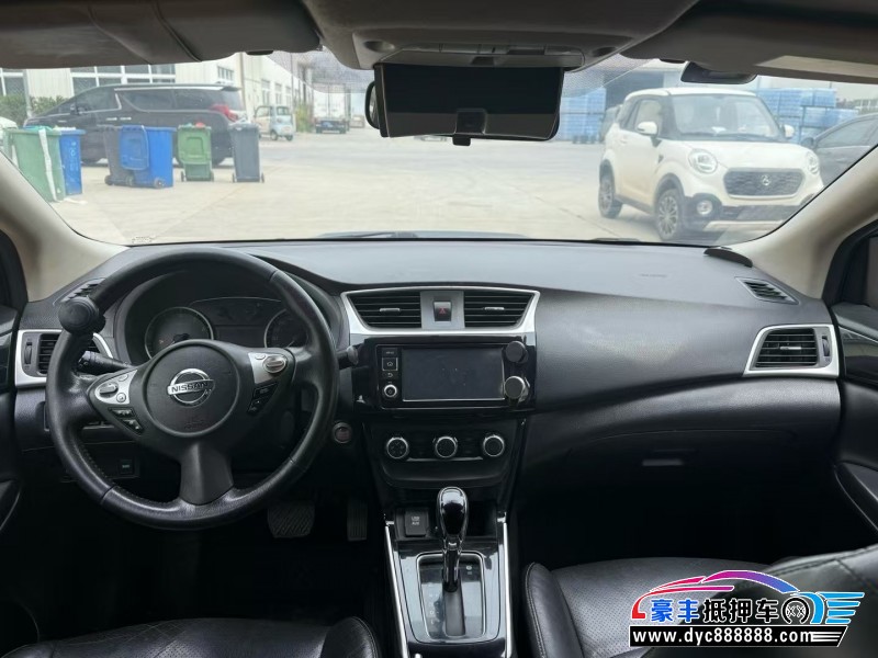 18年日产轩逸轿车抵押车出售