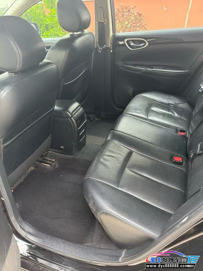 18年日产轩逸轿车抵押车出售