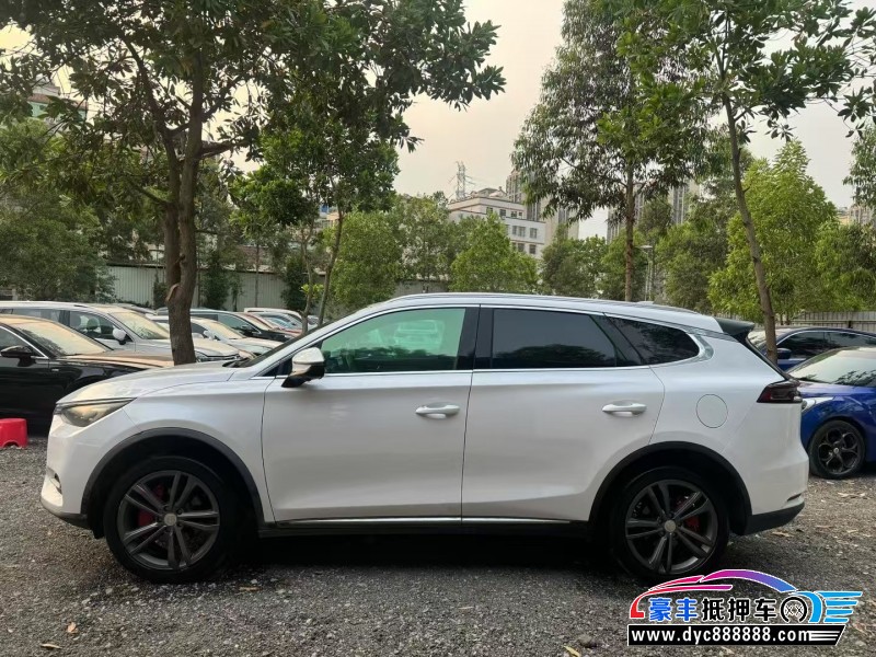 21年比亚迪唐轿车抵押车出售