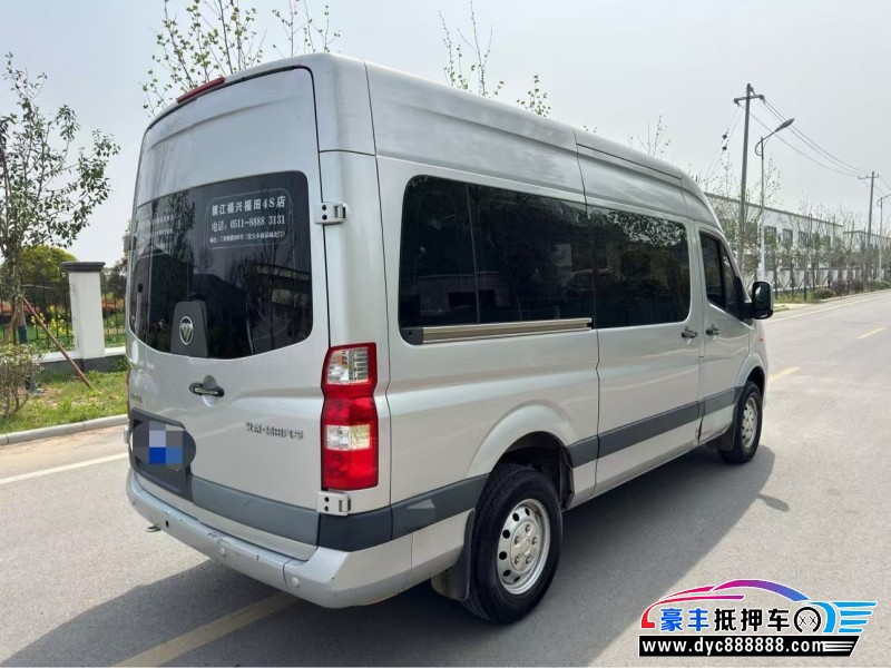 22年福田图雅诺轿车抵押车出售