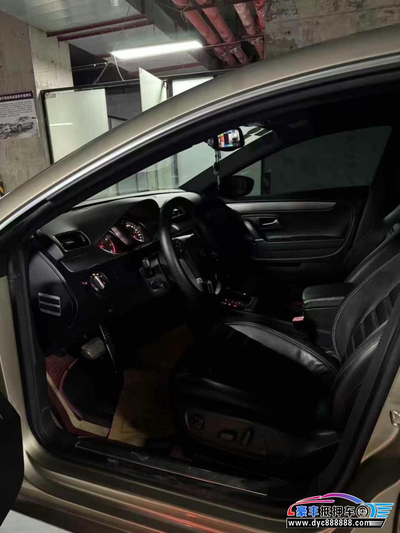 15年大众CC轿车抵押车出售