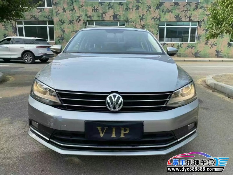 14年大众速腾轿车抵押车出售