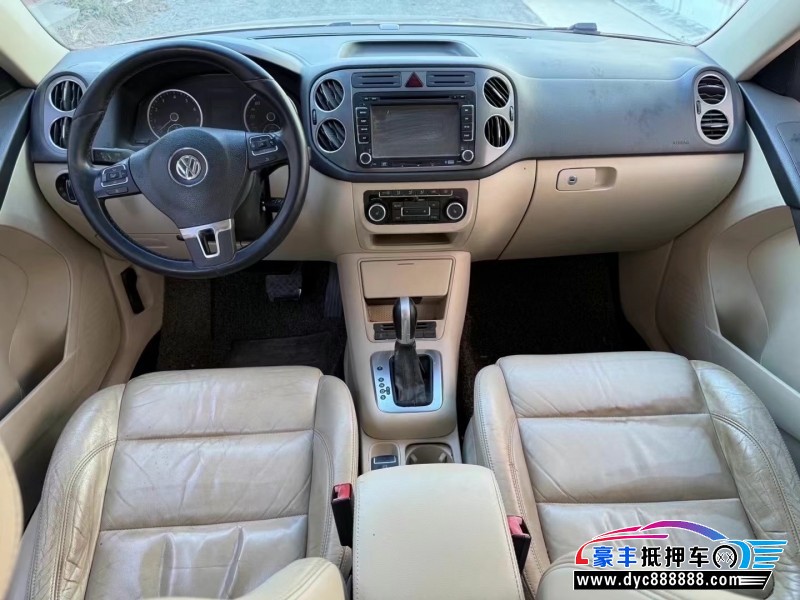 12年大众途观轿车抵押车出售