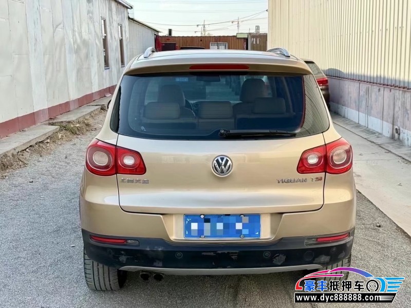 12年大众途观轿车抵押车出售