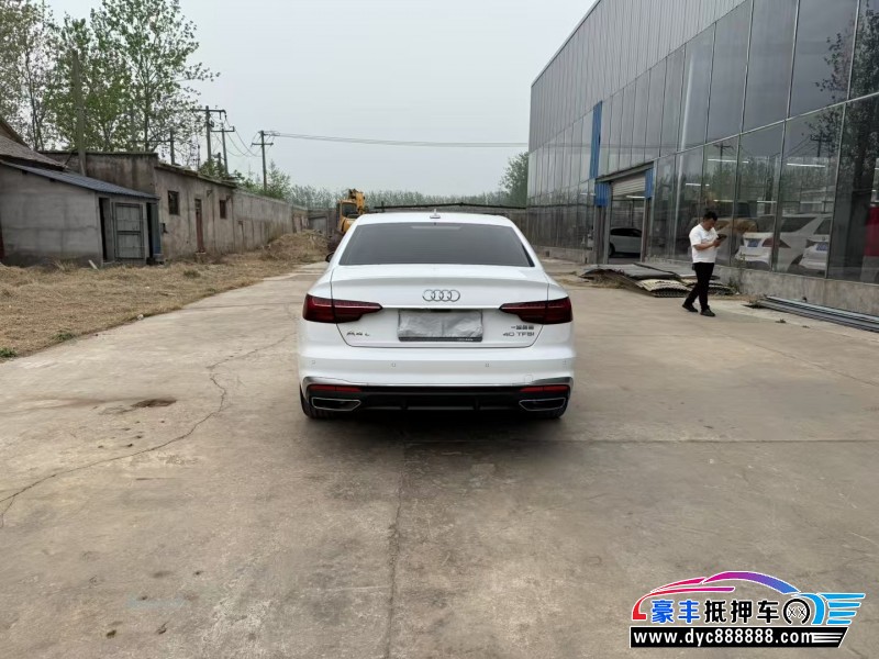 24年奥迪A4L轿车抵押车出售