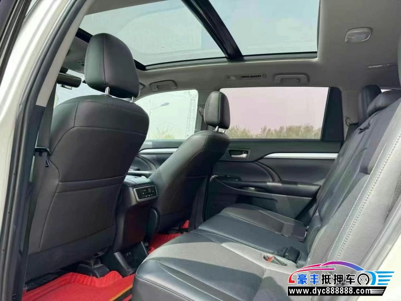 20年丰田汉兰达轿车抵押车出售