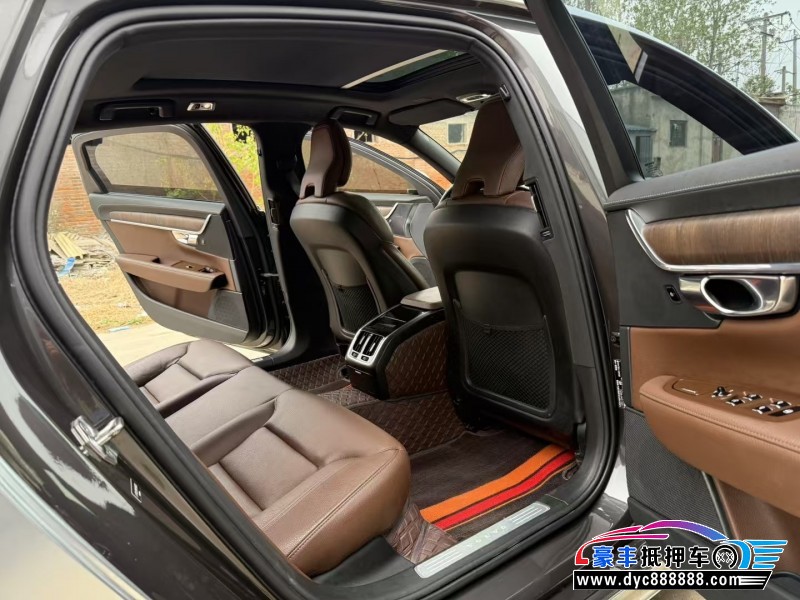 20年沃尔沃S90轿车抵押车出售