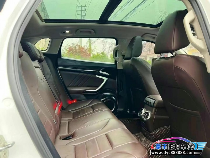 17年WEYVV7轿车抵押车出售