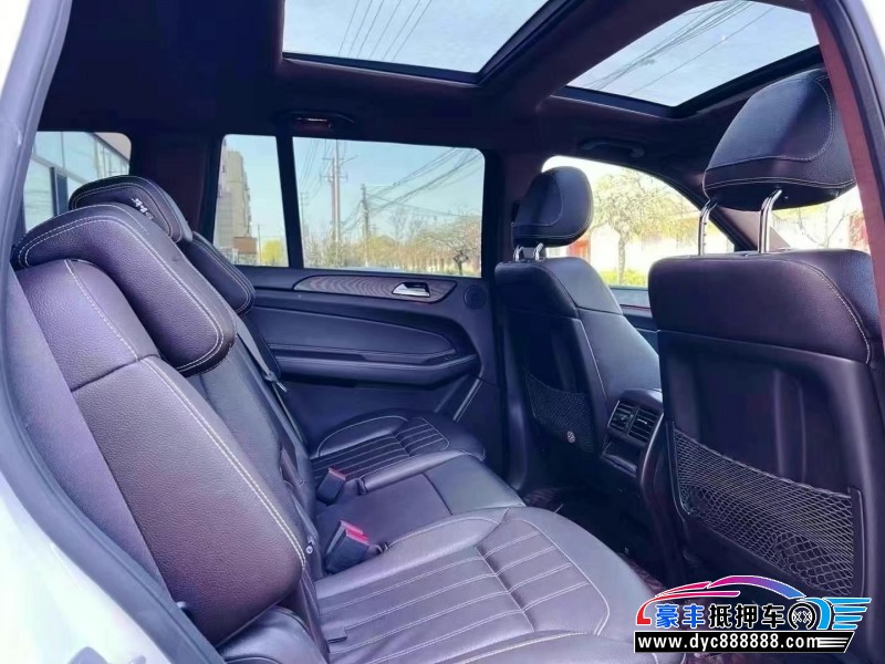 18年奔驰GLS轿车抵押车出售