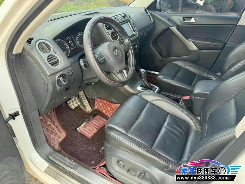 13年大众途观轿车抵押车出售