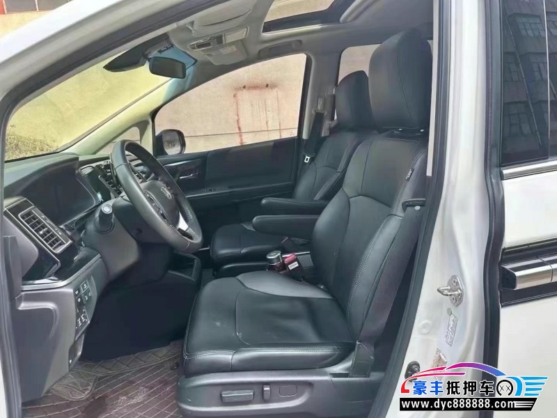 20年本田艾力绅轿车抵押车出售