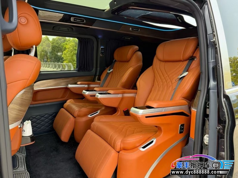 24年奔驰V轿车抵押车出售