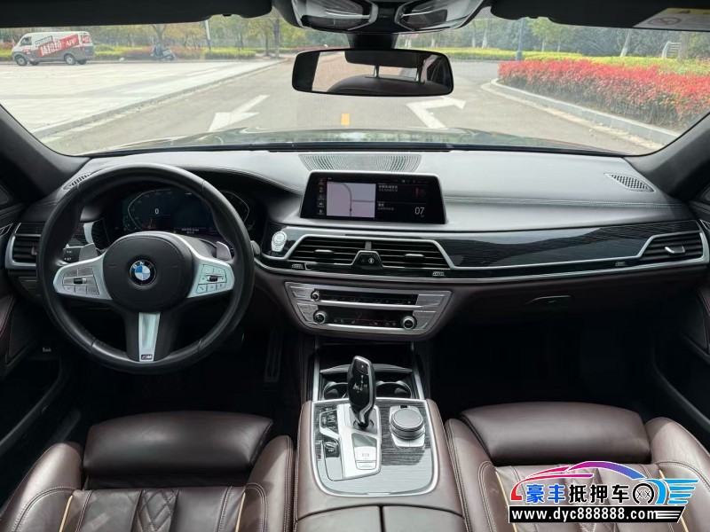 22年宝马7系轿车抵押车出售