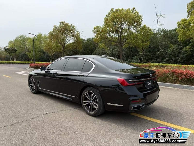 22年宝马7系轿车抵押车出售