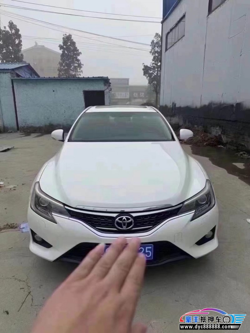 14年丰田锐志轿车抵押车出售